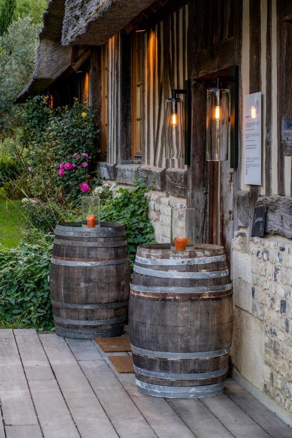 La Chaumiere Hotel Honfleur Exterior photo