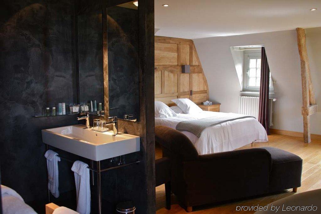 La Chaumiere Hotel Honfleur Room photo